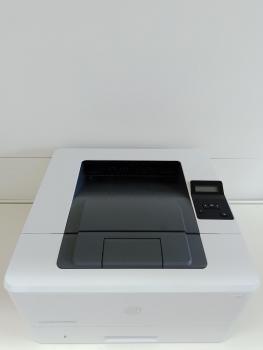 Preview: HP LaserJet Pro M404dn Laserdrucker, nur 71171 Seiten